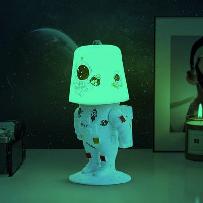 Astronaut Lamp with Moon, Earth, or Lampshade Design – Cosmic Ambiance for Every Room