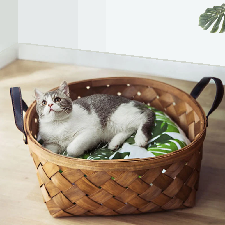 Bamboo Rattan Pet Bed – Cozy, Handwoven Retreat for Your Furry Friends