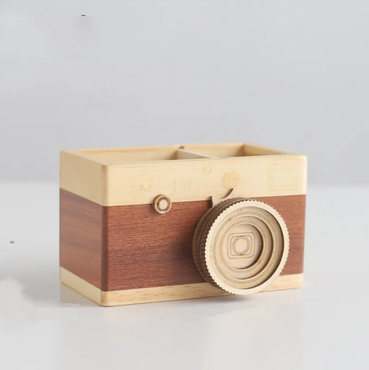 Wooden Camera Pen Holder | Creative Camera-Shaped Desk Organizer